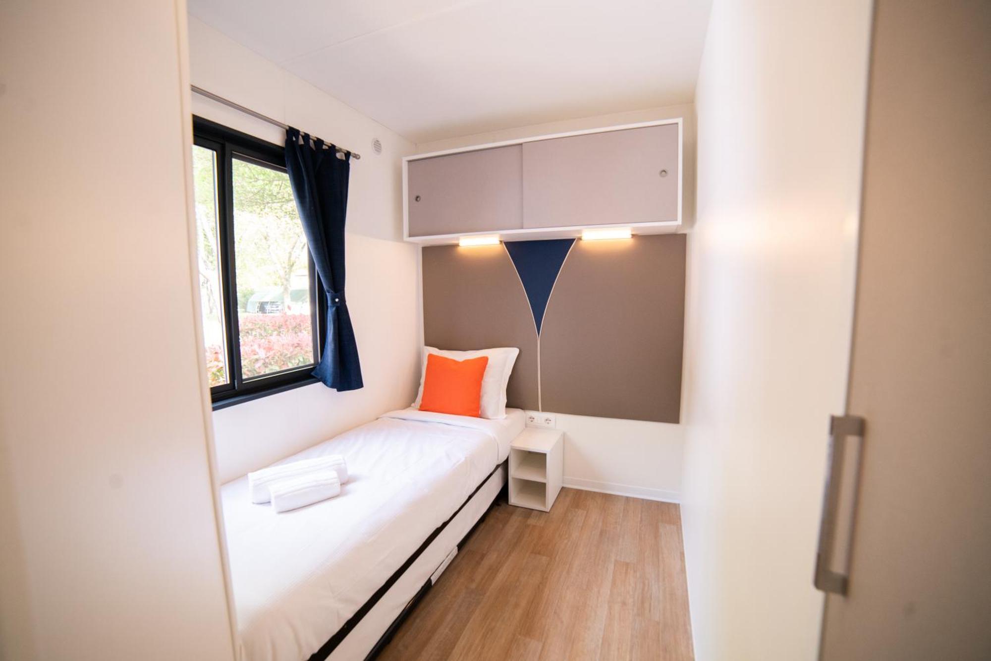 Estivo Premium Deluxe Mobile Homes On Camping Del Sole Village 伊塞奥 外观 照片