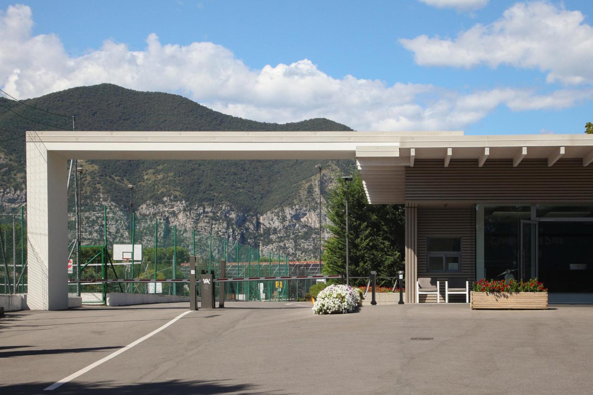 Estivo Premium Deluxe Mobile Homes On Camping Del Sole Village 伊塞奥 外观 照片